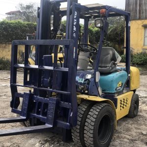 Xe nâng dầu ngồi lái 2.5 tấn Komatsu FD25T-14