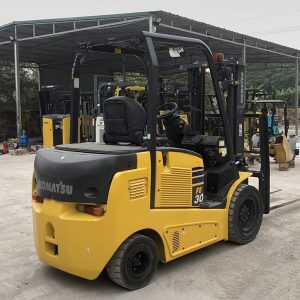 Xe nâng điện 3.0 tấn pin khô sạc nhanh Komatsu FE30-1