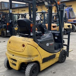Xe nâng điện ngồi lái 1,5 tấn Komatsu FB15-12