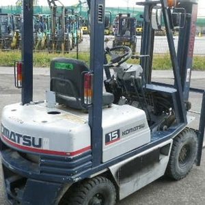 Xe nâng xăng ngồi lái Komatsu 1.5 tấn FG15L-15