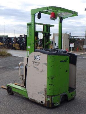 Xe Komatsu nâng điện đứng lái 1.5 tấn FB15RL-15