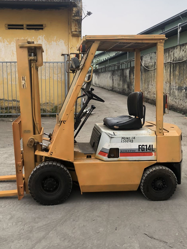 Xe nâng xăng 1.4 tấn Komatsu FG14L-14