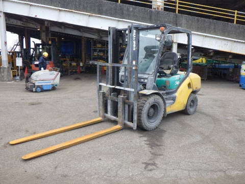 Xe nâng dầu Komatsu FD30C-15 