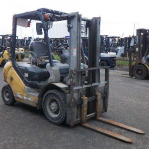 Xe nâng dầu 2.0 tấn Komatsu FD20T-17 serial 331849