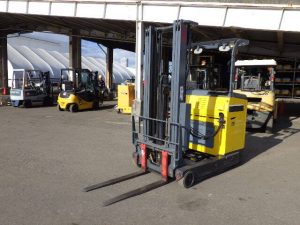 Xe nâng điện đứng lái Nichiyu 1.5 tấn