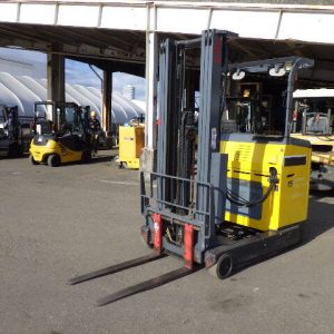 Xe nâng điện đứng lái Nichiyu 1.5 tấn