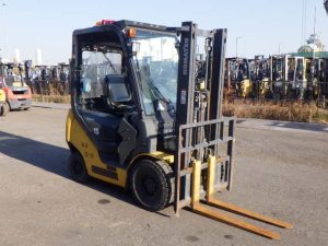 Xe nâng dầu 1.5 tấn Komatsu model FD15T