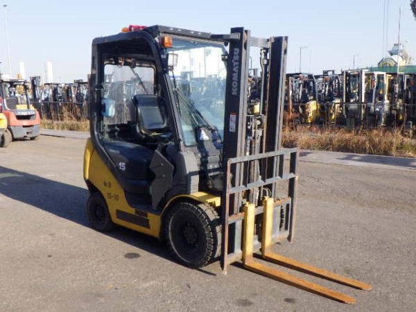 Xe nâng dầu 1.5 tấn Komatsu model FD15T
