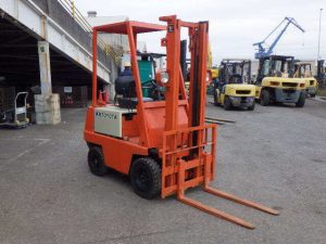 Xe nâng xăng Toyota 0.9 tấn 2FGL9 serial FG9-57274