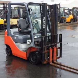 Xe nâng dầu 1.5 tấn Toyota 02-8FDL15 serial A8FDL18-80069