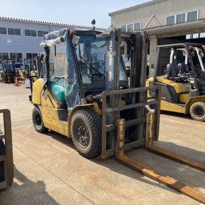 Xe nâng dầu 3.5 tấn Komatsu FD35T-10 serial 135310