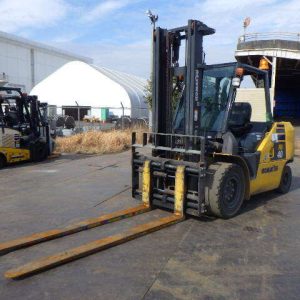 Xe nâng dầu 4.0 tấn Komatsu FH40-2 serial 141153