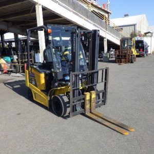 Xe nâng điện 2.5 tấn Komatsu FB25-12 serial 103989