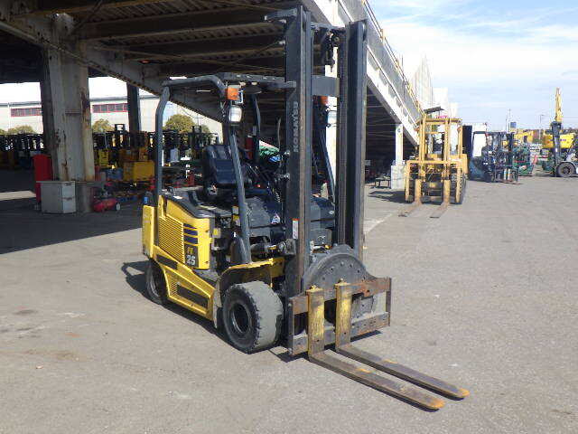 Xe nâng điện 2.5 tấn Komatsu FE25-1 serial 303833