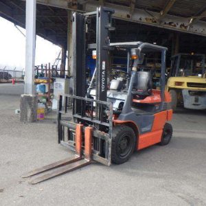 Xe nâng điện 3.0 tấn Toyota 7FB30 serial 7FBJ35-17733