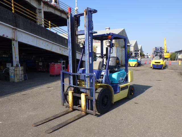 Xe nâng xăng 2.0 tấn Komatsu FG20C-14 serial 552692