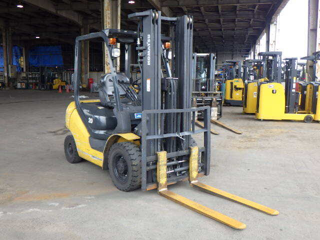 Xe nâng xăng 2.0 tấn Komatsu FG20C-17 serial 315759