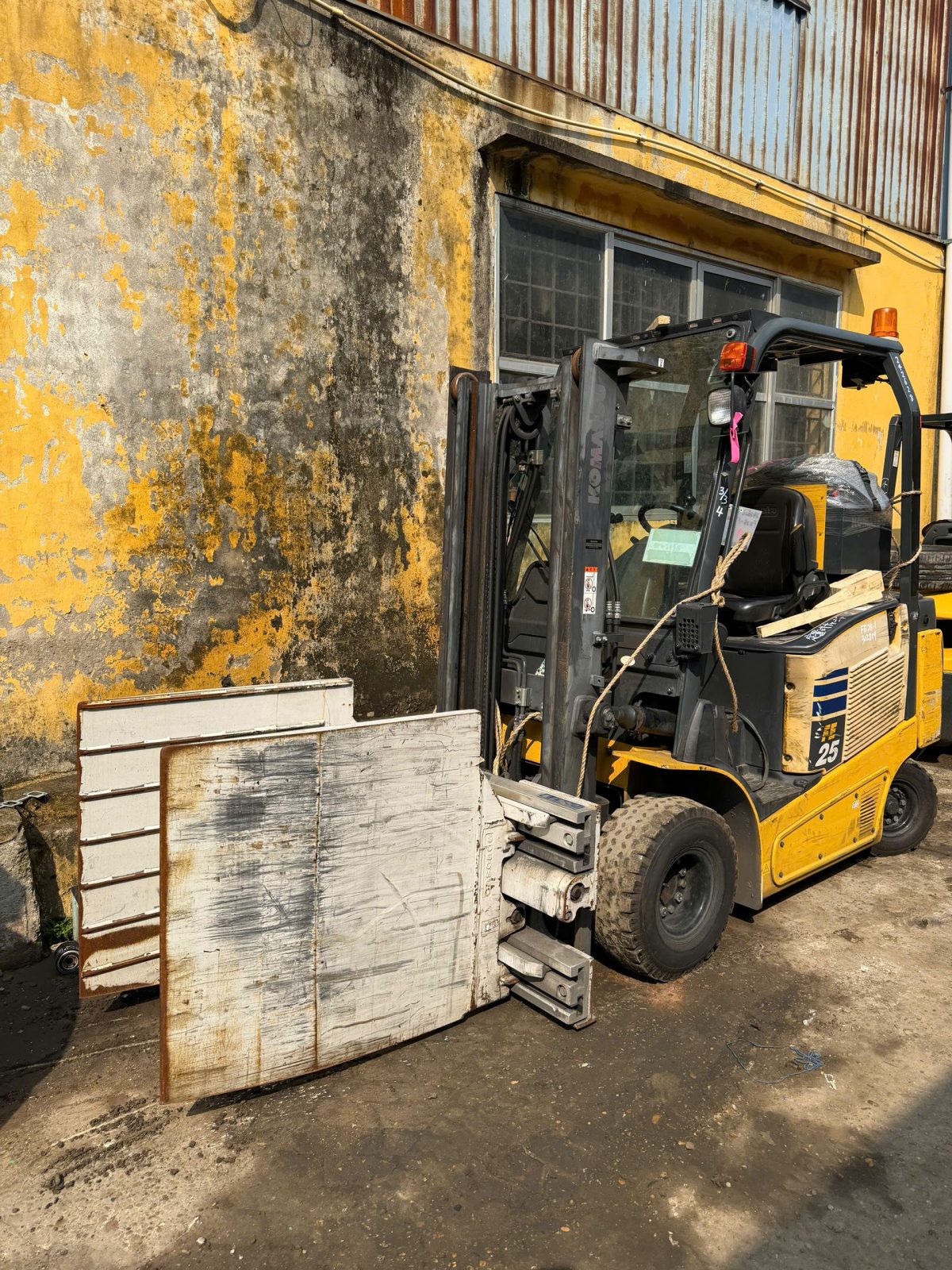 5 lỗi phổ biến trên xe nâng Komatsu bãi mà người mua cần biết trước