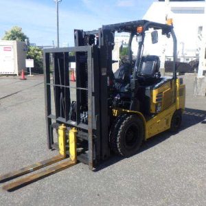 Xe nâng điện Komatsu 3.0 tấn FE30-1 (301206) sản xuất năm 2015.