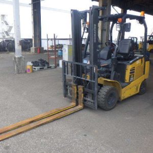 Xe nâng Komatsu 2.5 tấn FE25-1 (303770)