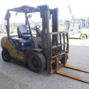 Xe nâng dầu KOMATSU 3.0 tấn FD30T-17 Seri 323866, sản xuất năm 2013