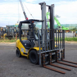 Xe nâng dầu Komatsu 2.5 tấn FD25T-17 Seri 322412, sản xuất năm 2013
