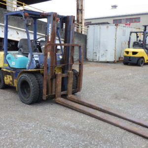 Xe nâng xăng Komatsu 3.0 tấn FG30T-12 Seri 517822